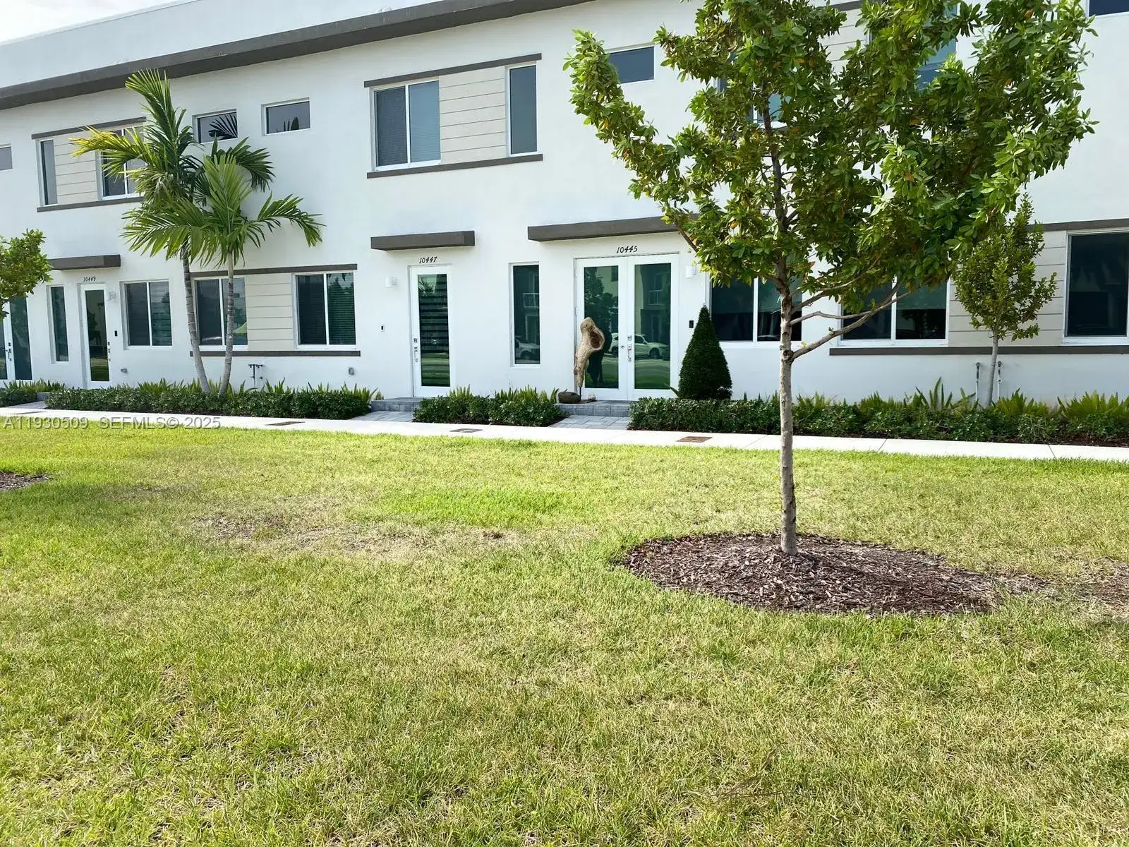 10445 NW 66th St # 10445, Doral FL 33178 photo 2