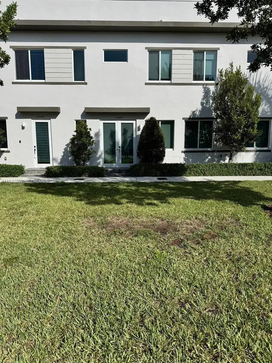 10445 NW 66th St # 10445, Doral FL 33178 photo 4