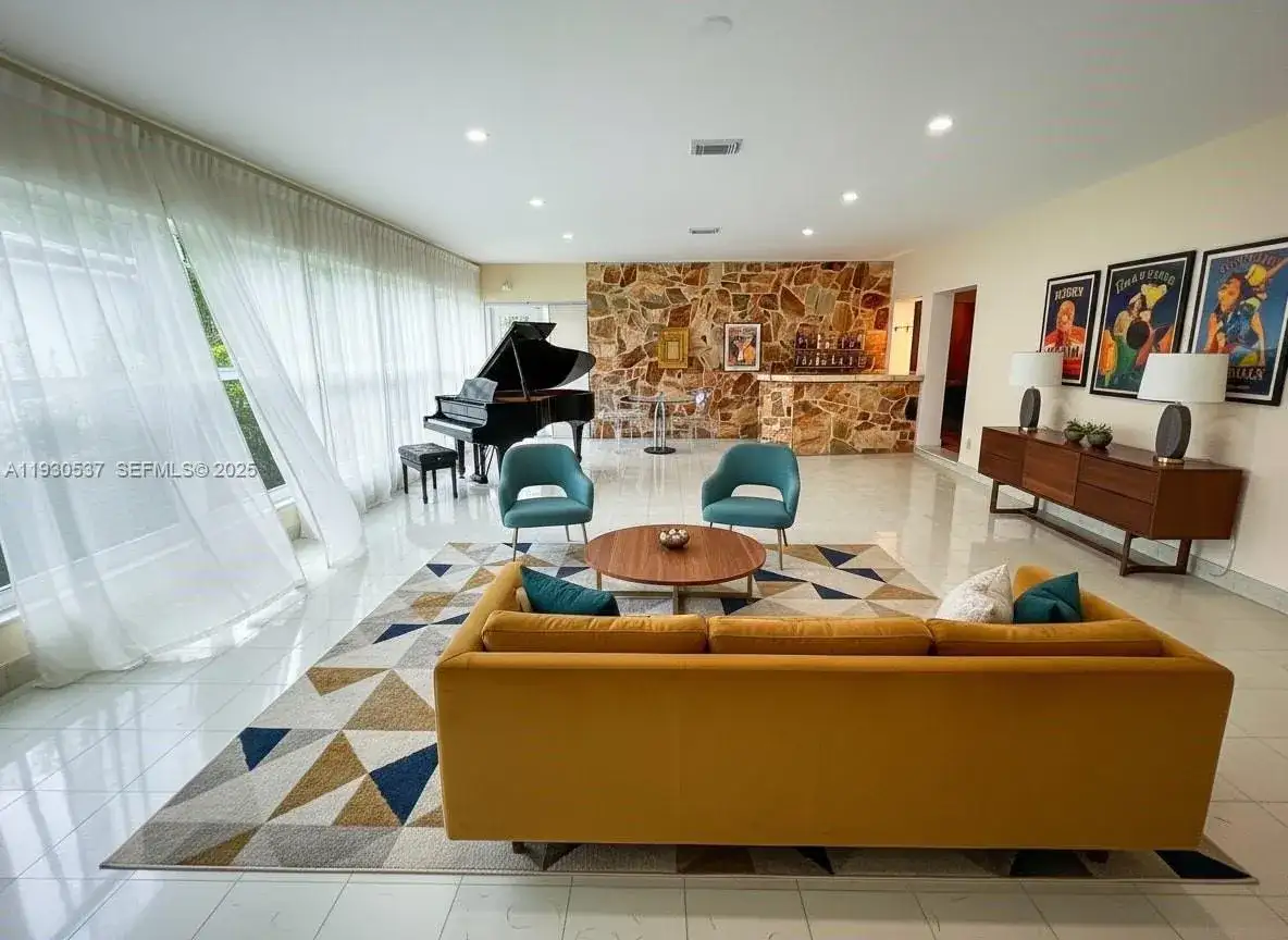 40 SW 30th Rd, Miami FL 33129 photo 5