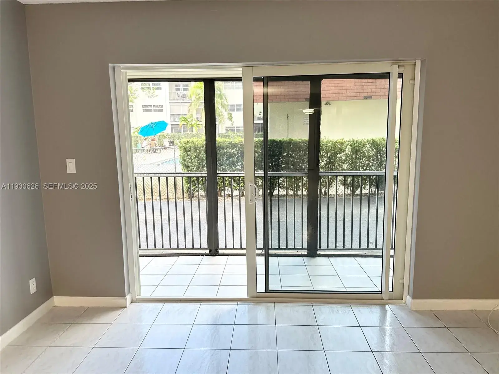 220 SW 9th Ave # 116, Hallandale Beach FL 33009
