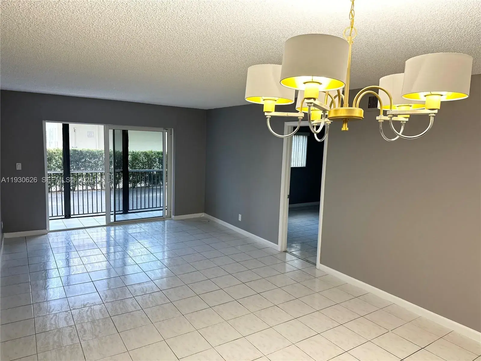 220 SW 9th Ave # 116, Hallandale Beach FL 33009