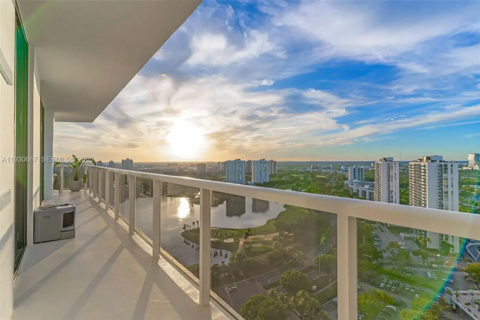 20281 E Country Club Dr, Aventura FL 33180 photo 4