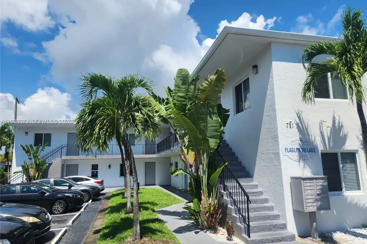711 NE 2nd Ave # 102, Fort Lauderdale FL 33304