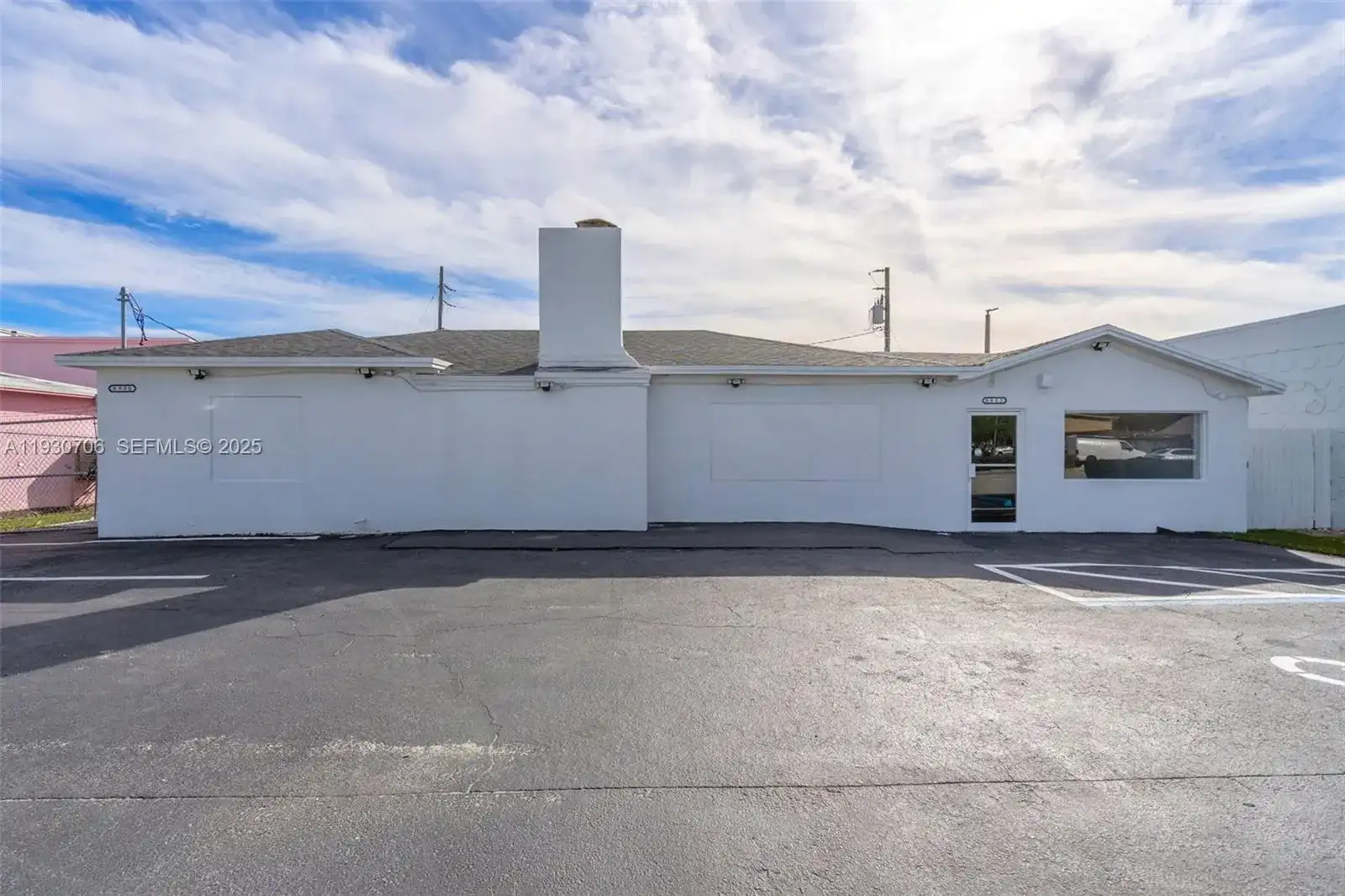 8930 SW 40th St, Miami FL 33165