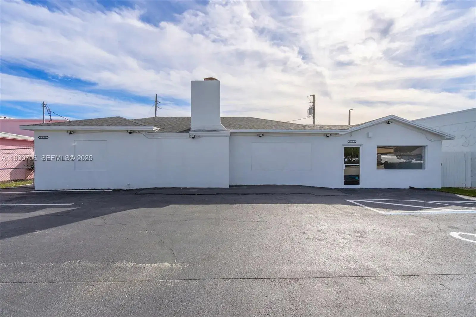 8930 SW 40th St, Miami FL 33165