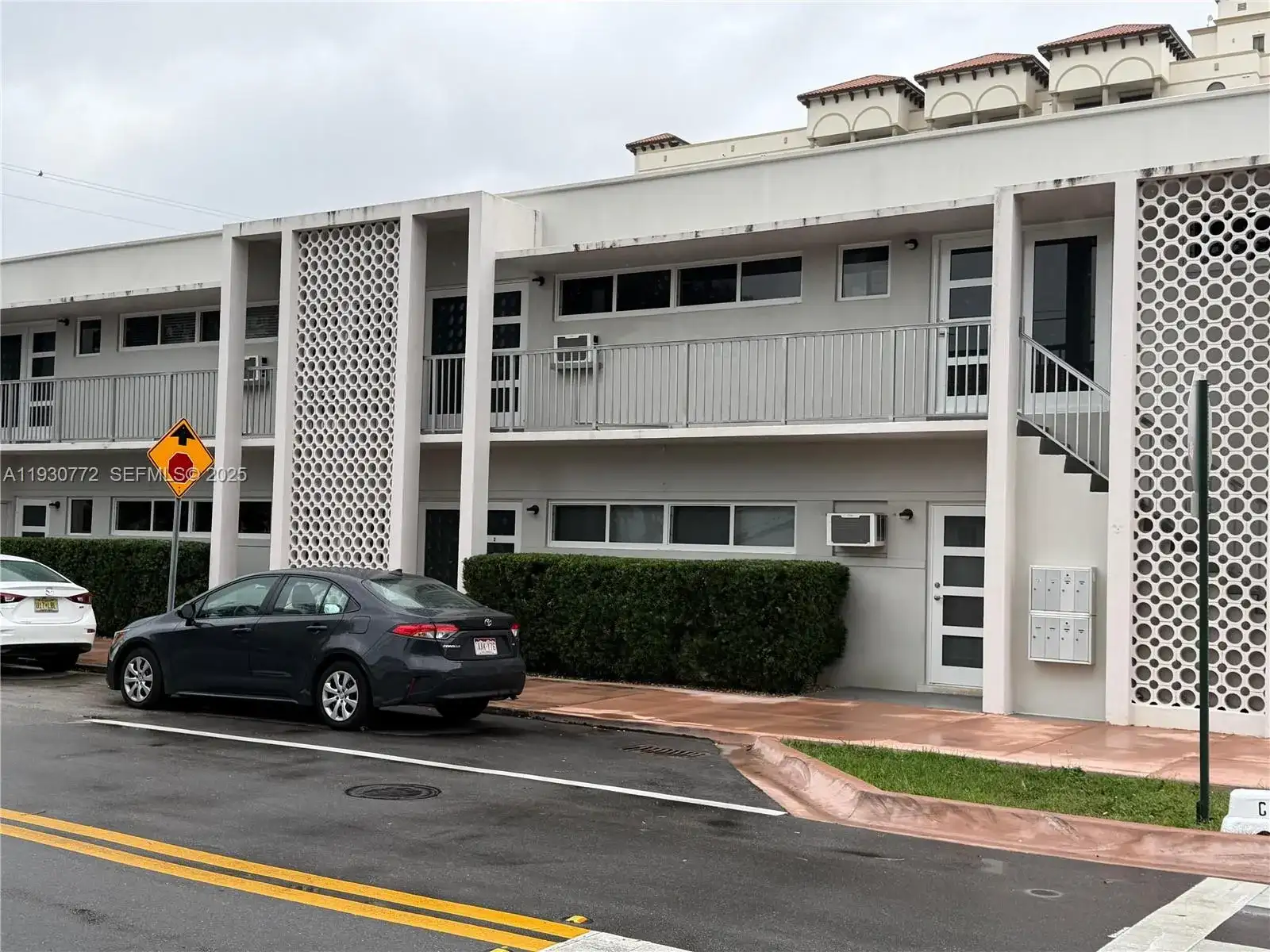 100 Madeira Ave # 7, Coral Gables FL 33134 photo 2