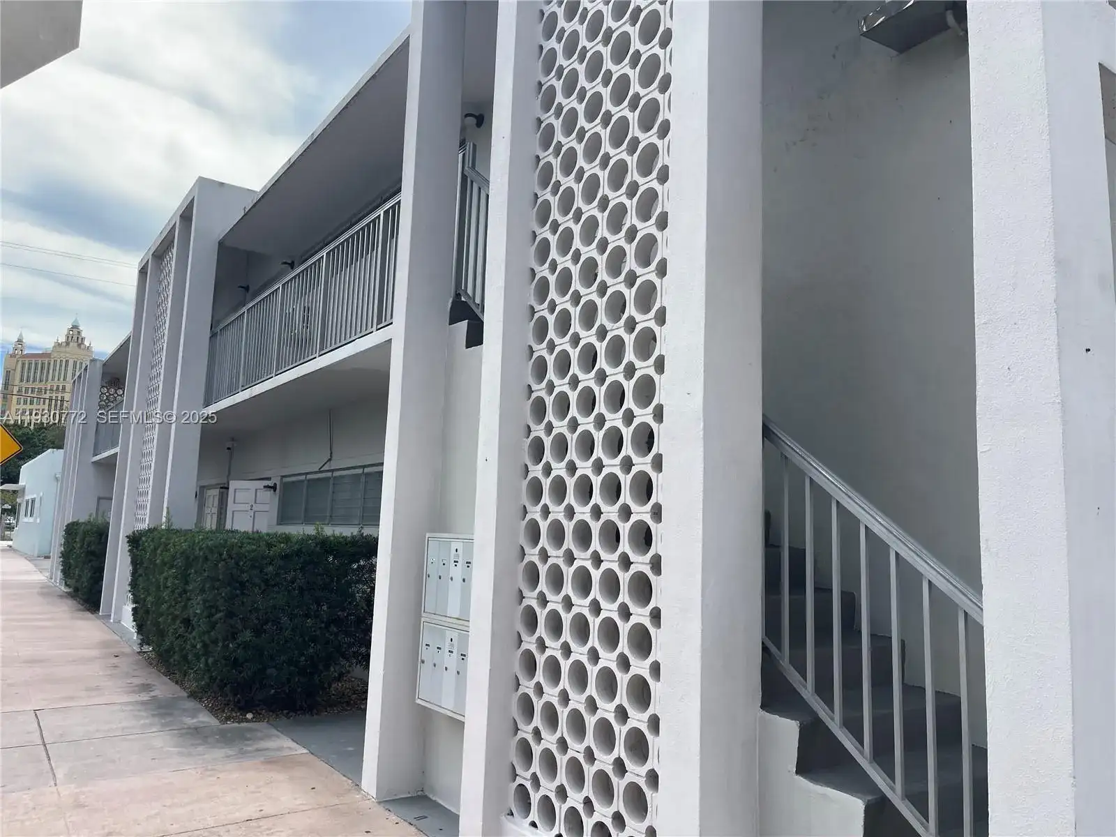 100 Madeira Ave # 7, Coral Gables FL 33134 photo 3