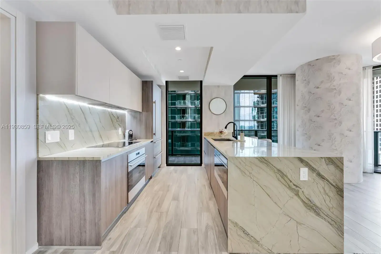 801 S Miami Ave # 1805, Miami FL 33130 photo 3