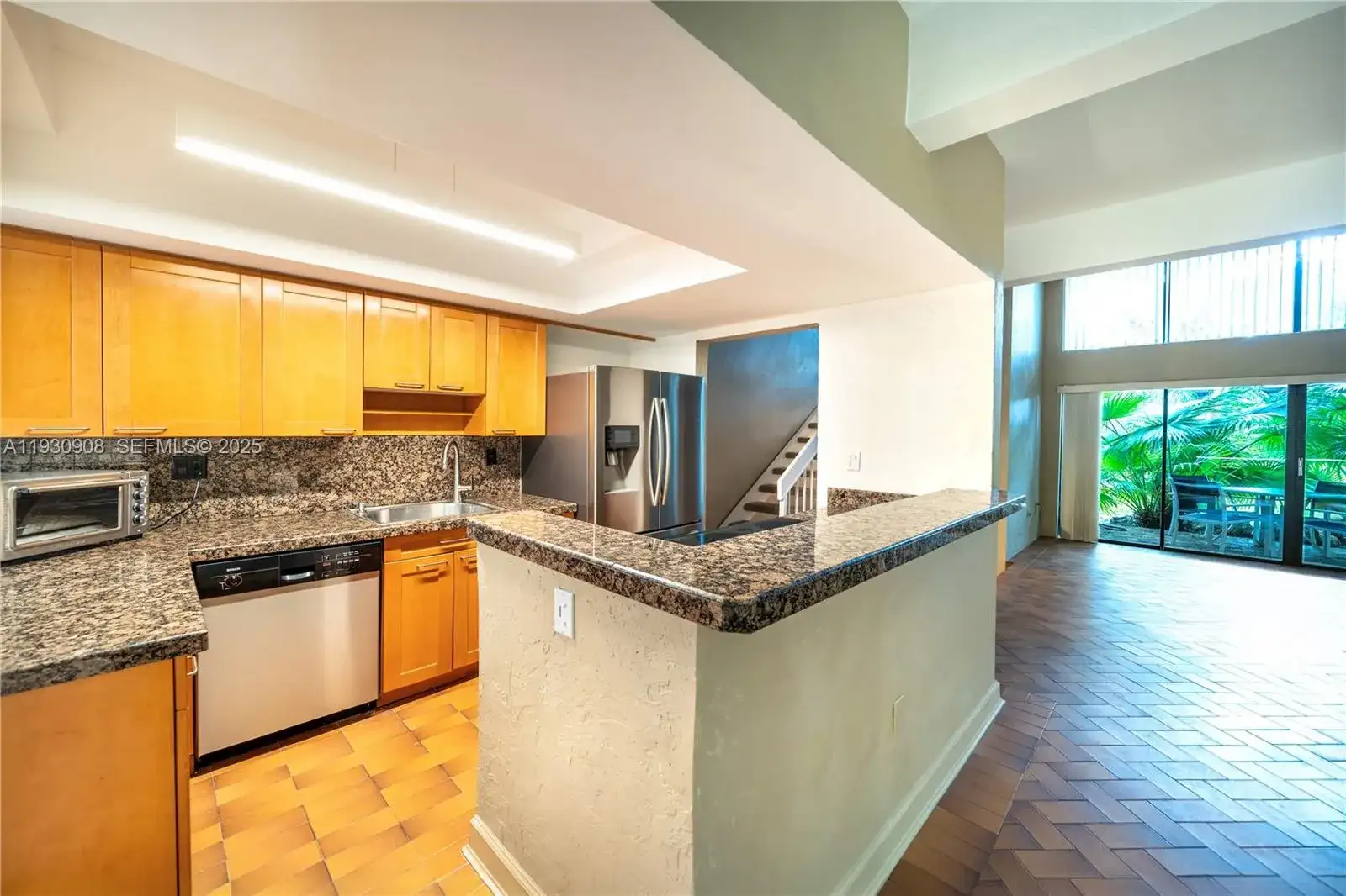 19212 NE 25th Ave # 283D, Miami FL 33180 photo 5