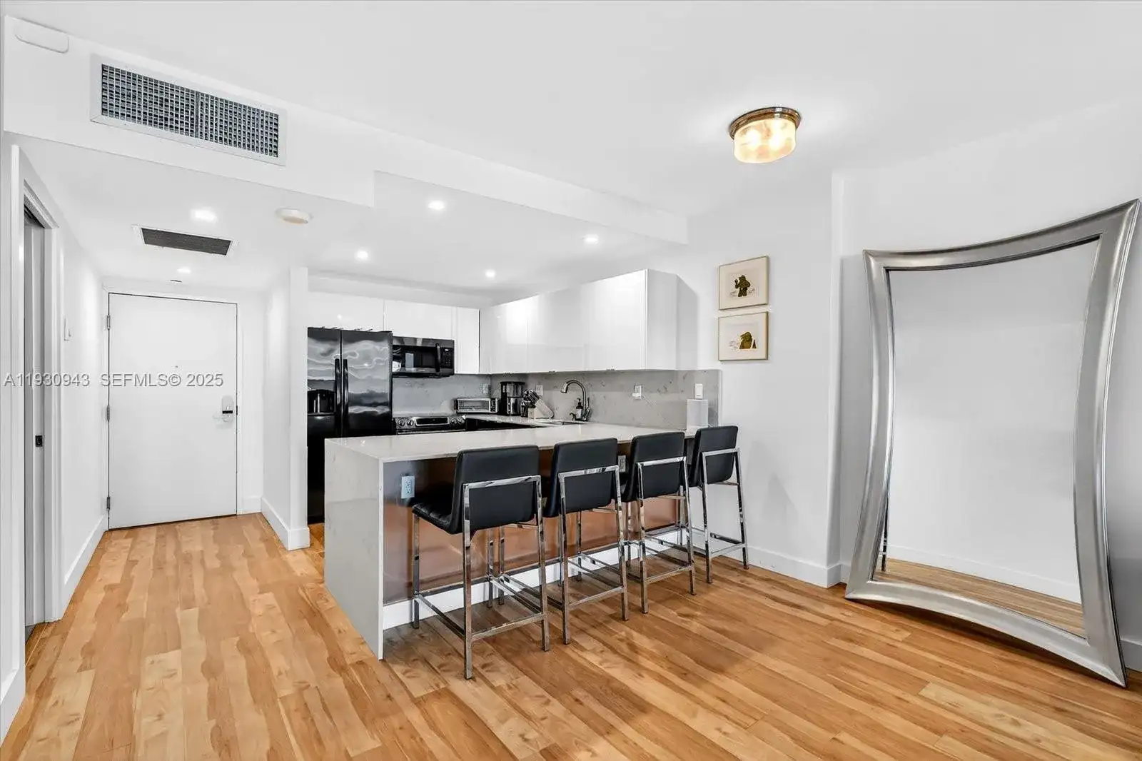 2301 Collins Ave # 714, Miami Beach FL 33139 photo 5
