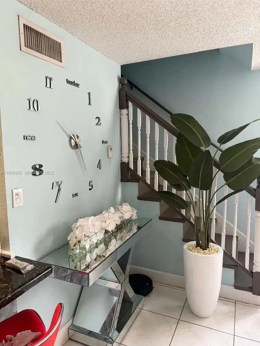1255 W 53rd St # 301, Hialeah FL 33012 photo 2
