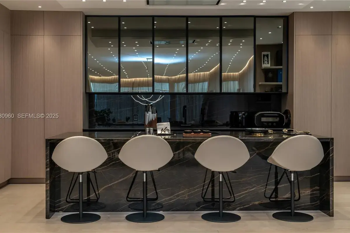 10101 Collins Ave # 4A, Bal Harbour FL 33154
