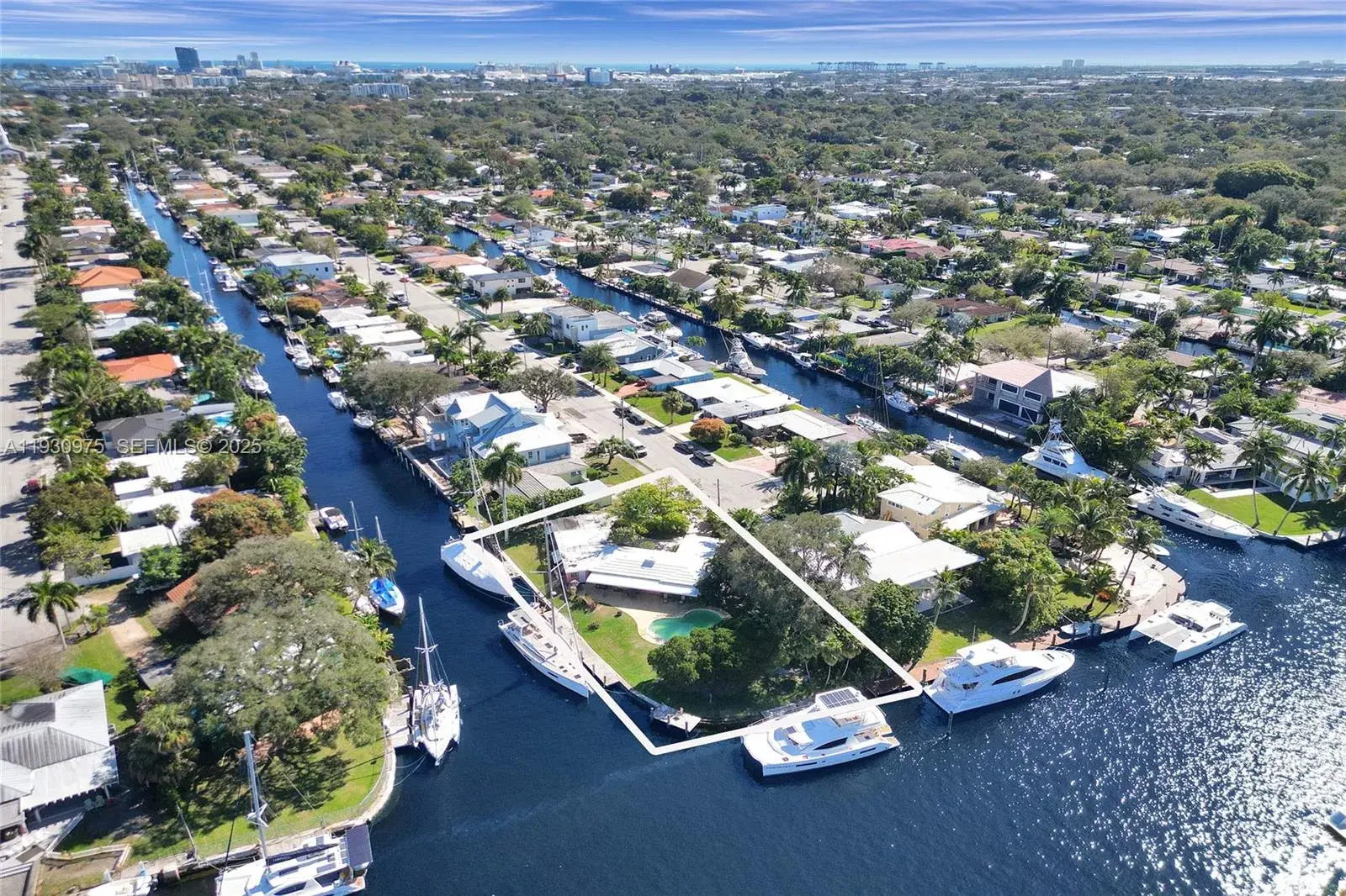 1321 Mandarin Isle, Fort Lauderdale FL 33315