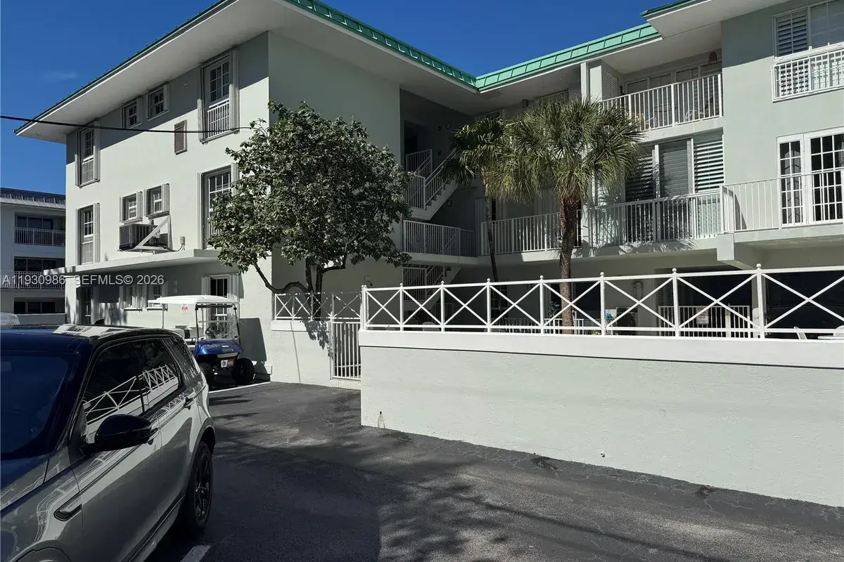 300 Sunrise Dr # 3H, Key Biscayne FL 33149