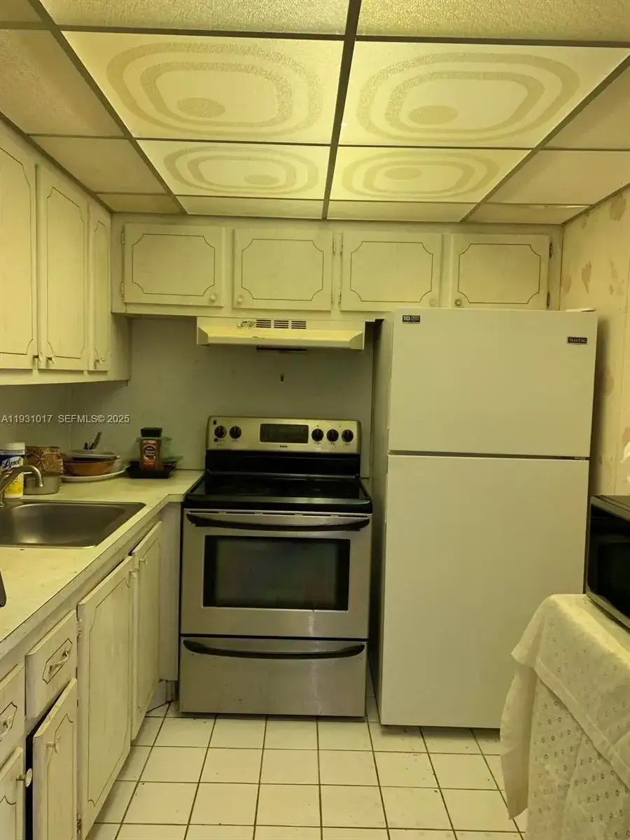 89 Berkshire D # 89, West Palm Beach FL 33417 photo 3