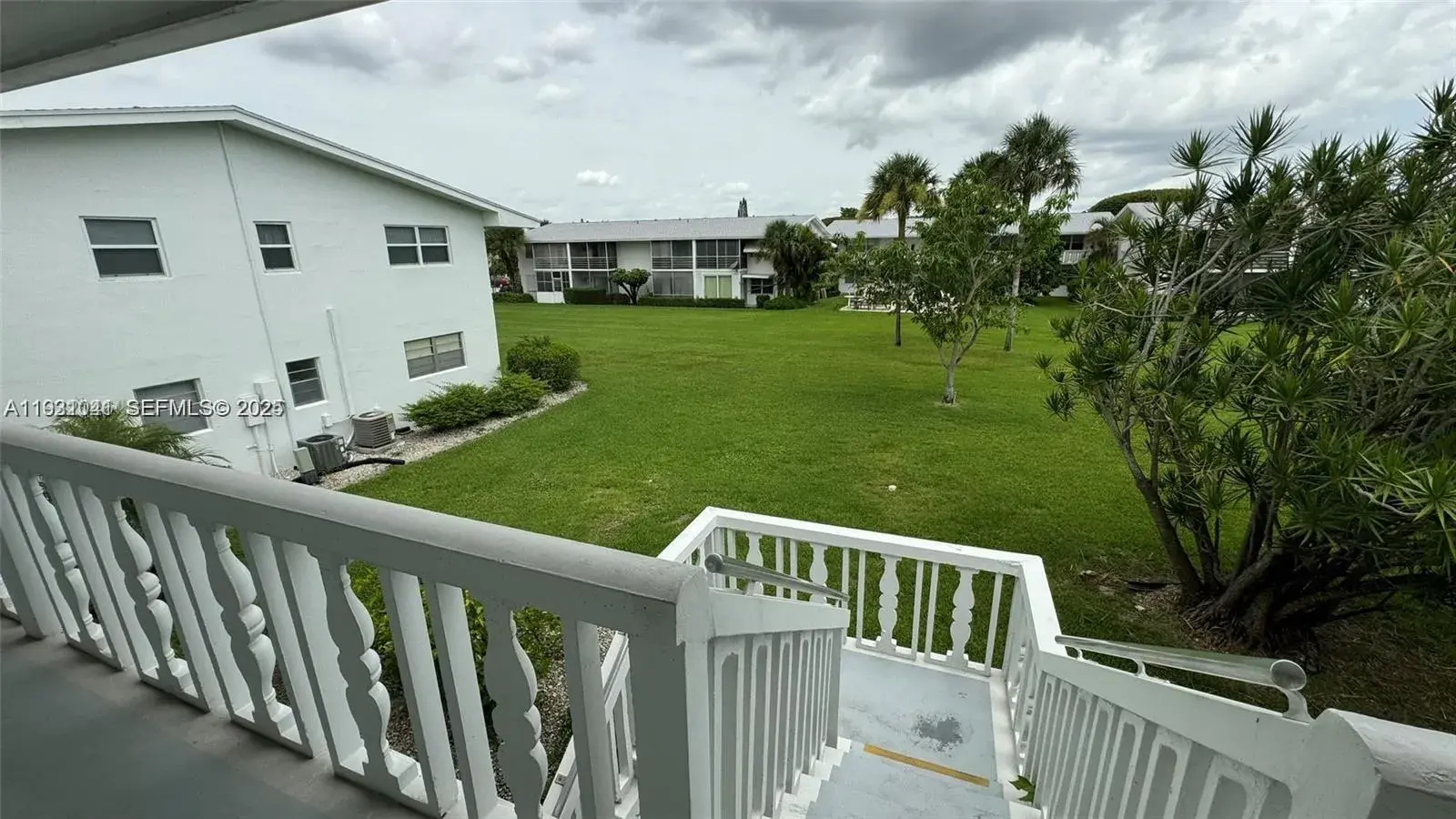 163 Coventry G # 163, West Palm Beach FL 33417