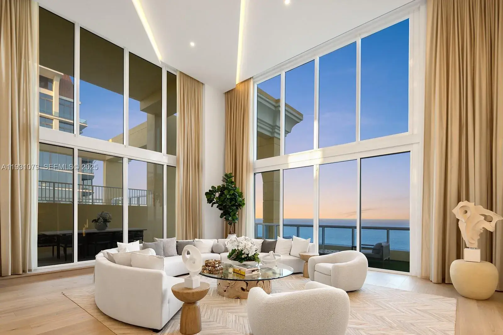 17875 Collins Ave, Sunny Isles Beach FL 33160