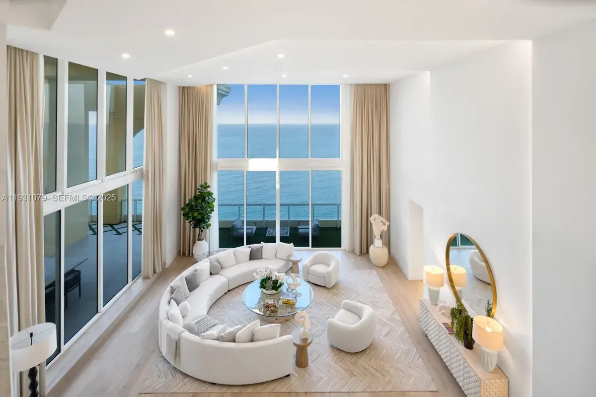 17875 Collins Ave, Sunny Isles Beach FL 33160