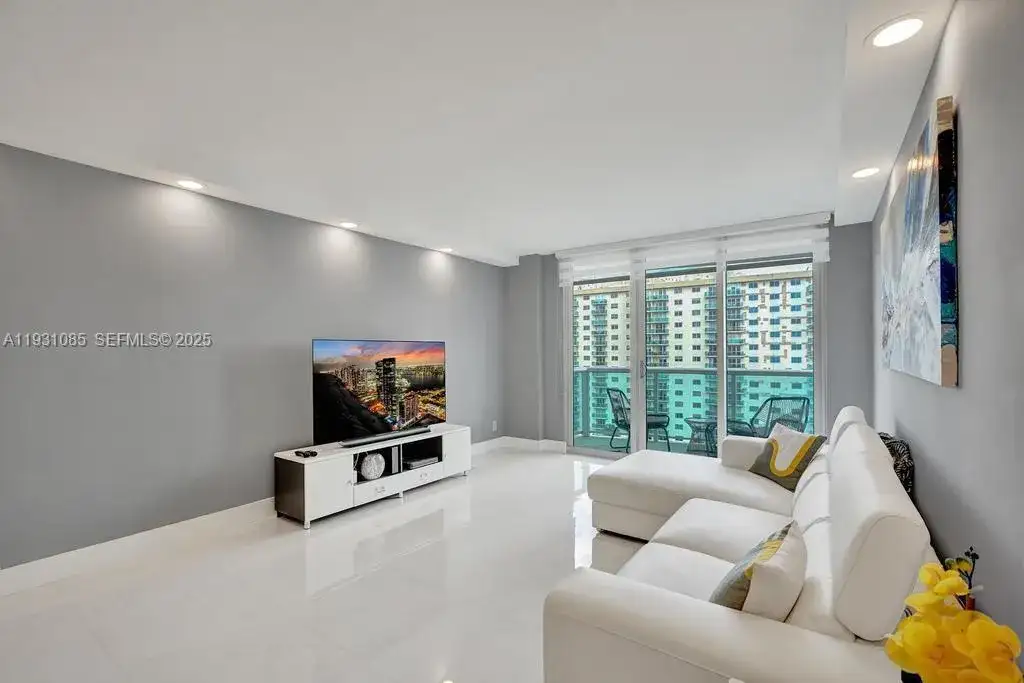 19380 Collins Ave # 1104, Sunny Isles Beach FL 33160 photo 3