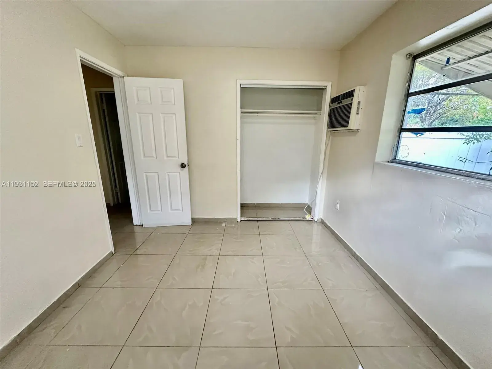 6154 Flagler St, Hollywood FL 33023