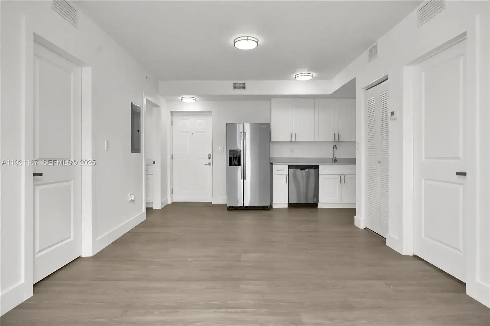 1620 NW 18th St # 301, Miami FL 33125 photo 4
