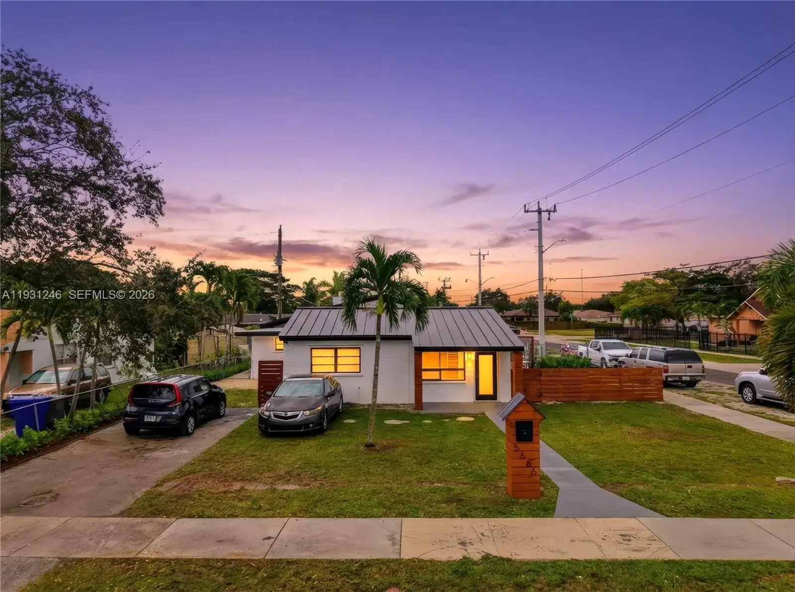 5666 Mayo St, Hollywood FL 33023 photo 2