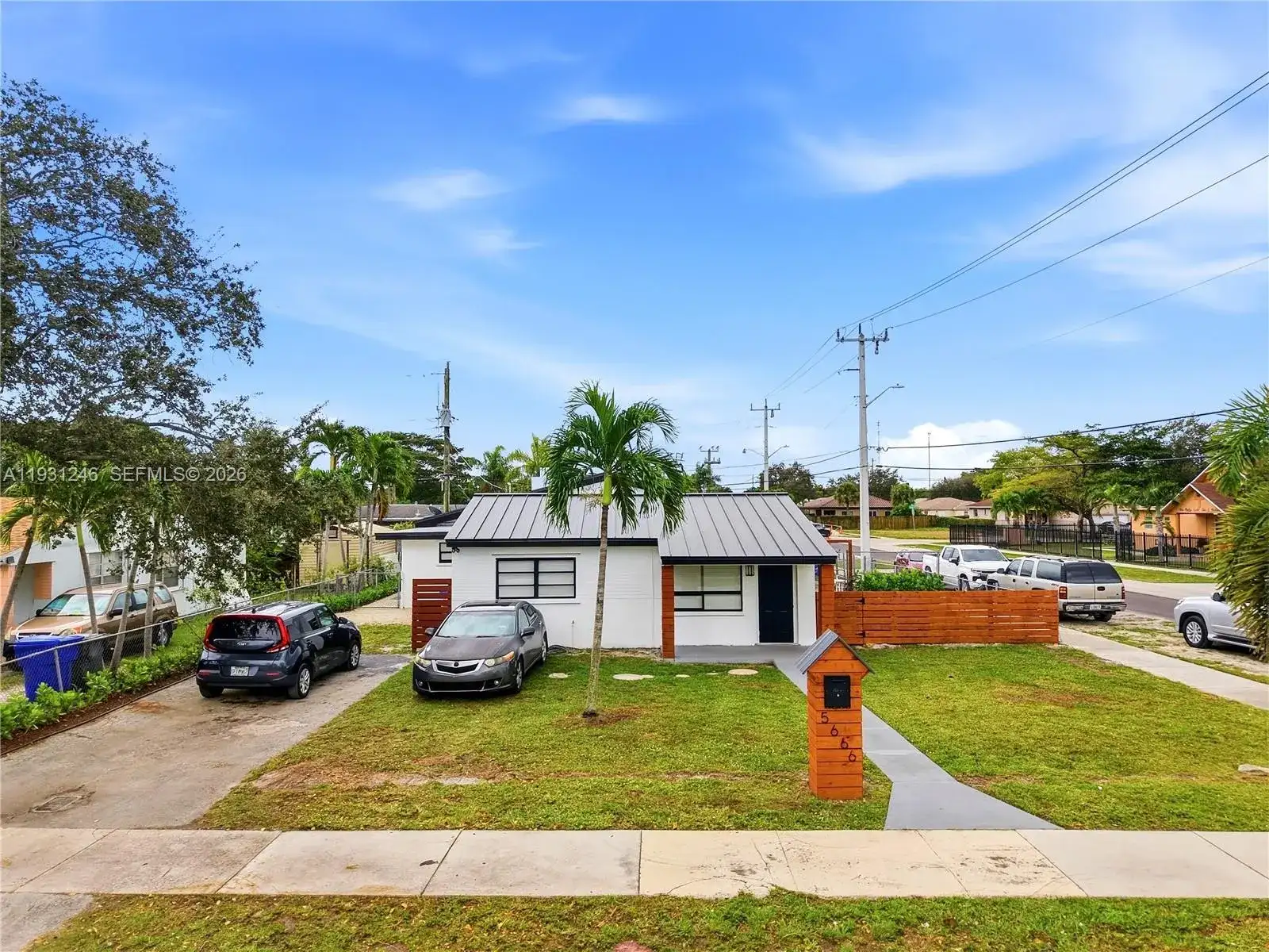 5666 Mayo St, Hollywood FL 33023 photo 3