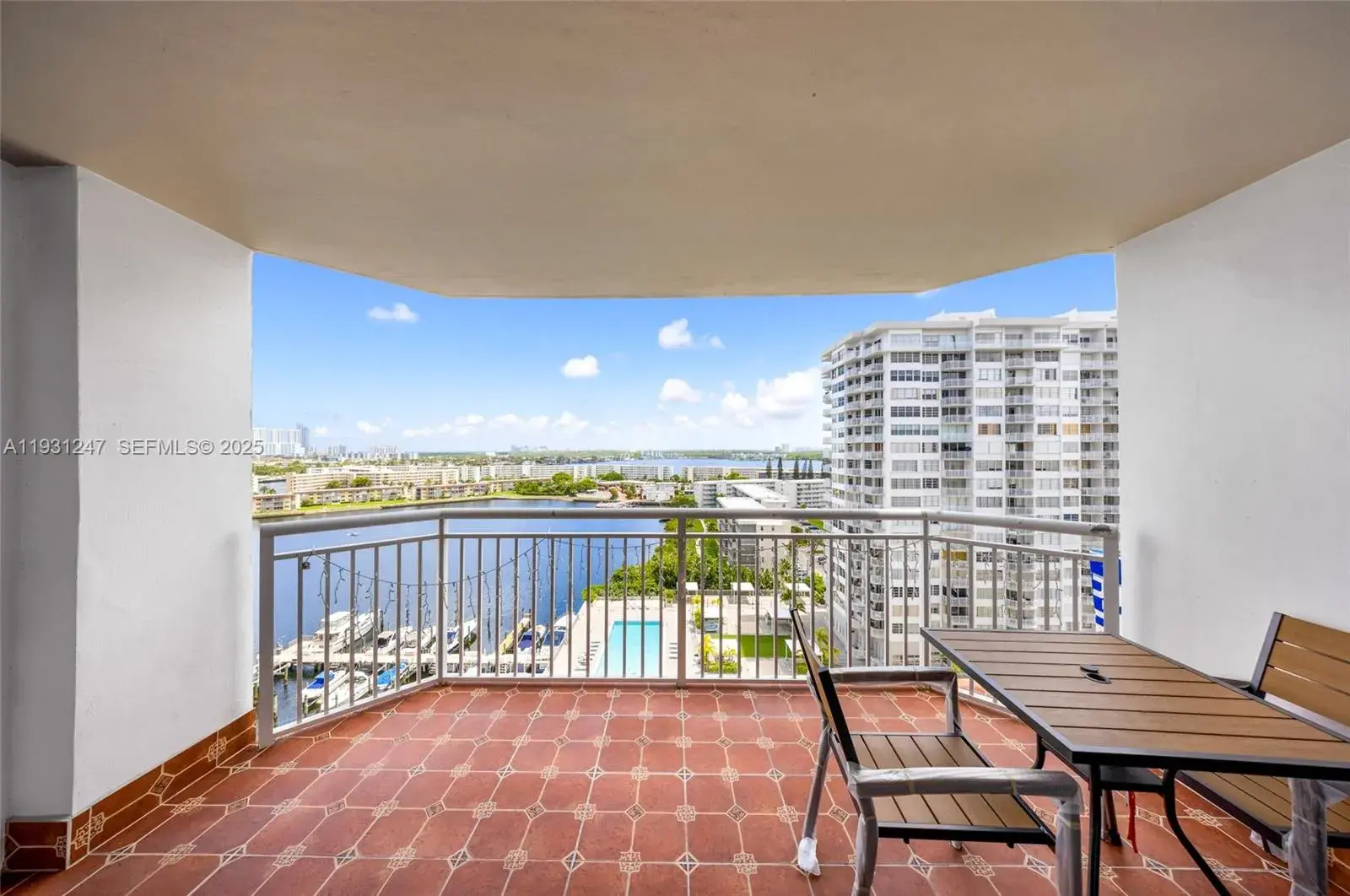 18081 Biscayne Blvd # 1401, Aventura FL 33160