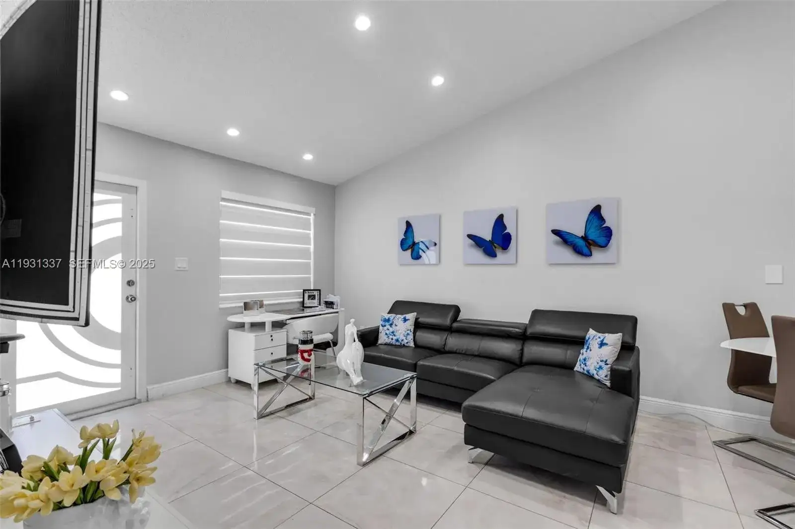 2140 W 53rd St # 2140, Hialeah FL 33016 photo 4