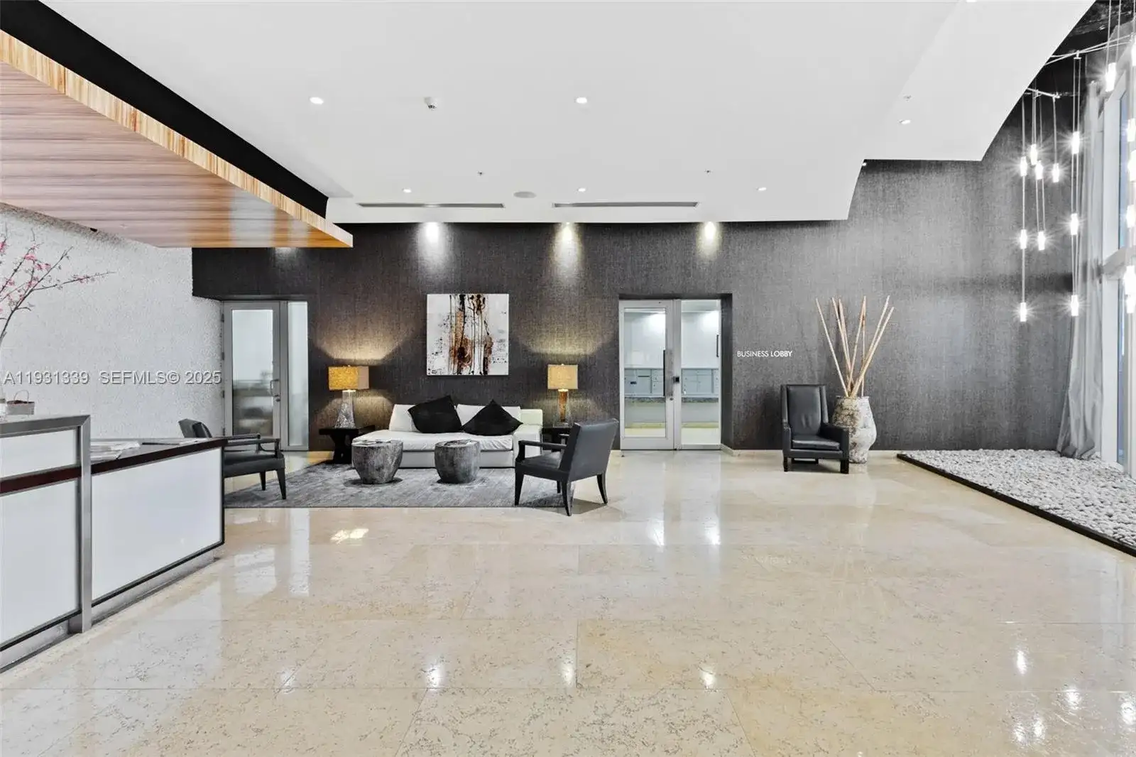60 SW 13th St # 3603, Miami FL 33130 photo 2