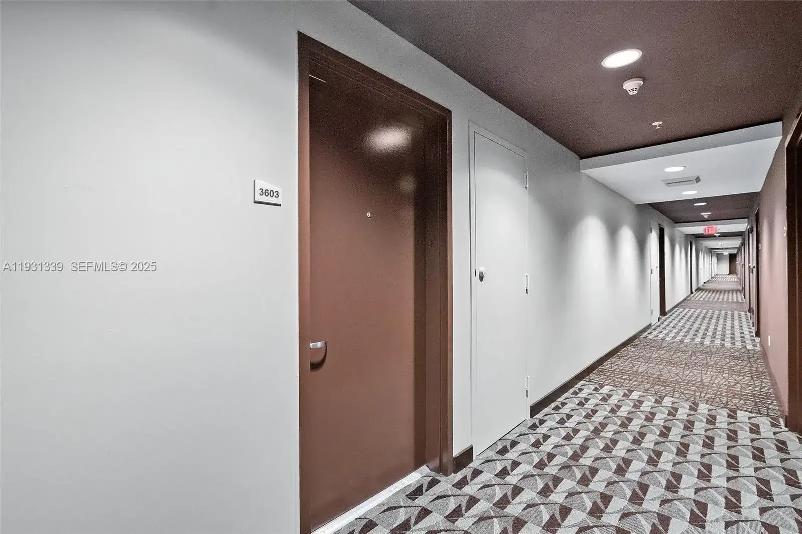 60 SW 13th St # 3603, Miami FL 33130 photo 3