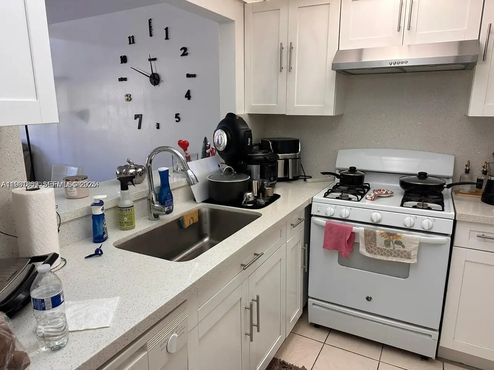 18101 NW 68th Ave # C202, Hialeah FL 33015 photo 2