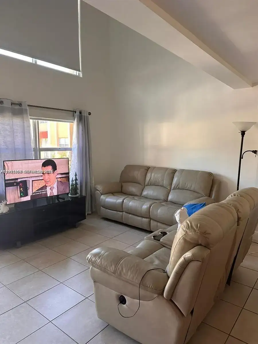 18101 NW 68th Ave # C202, Hialeah FL 33015 photo 4