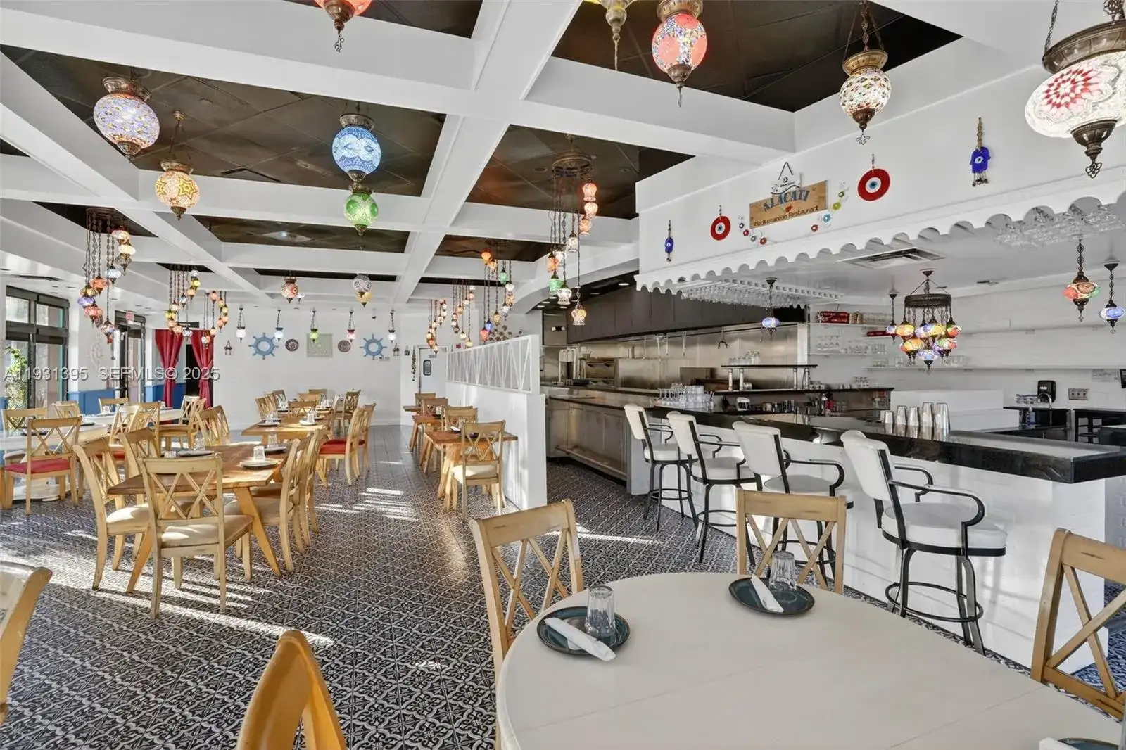 Turnkey Restaurant & Bar For Sale Prime Plantation, Plantation FL 33324 photo 2