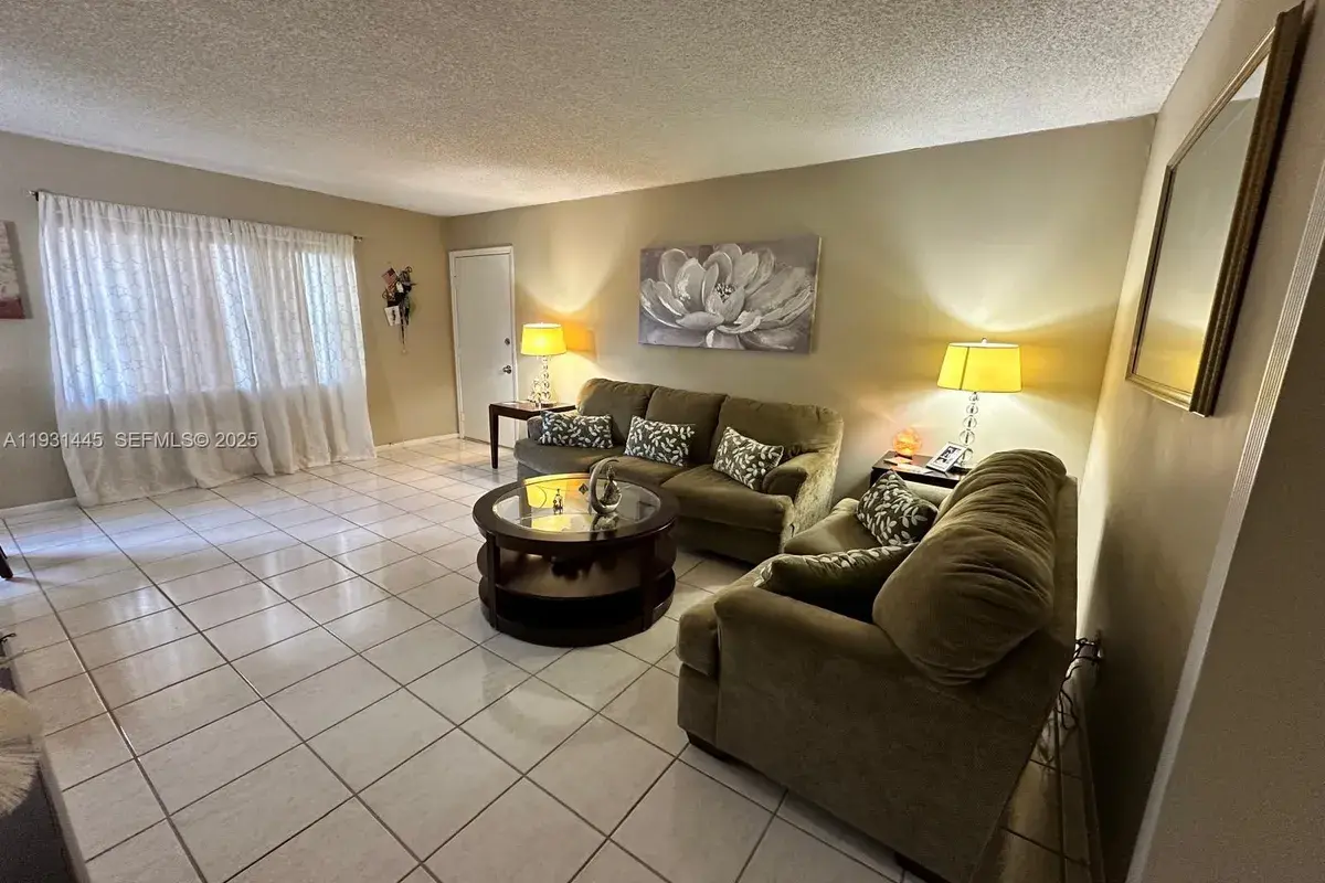 251 SW 134th Way # 314M, Pembroke Pines FL 33027