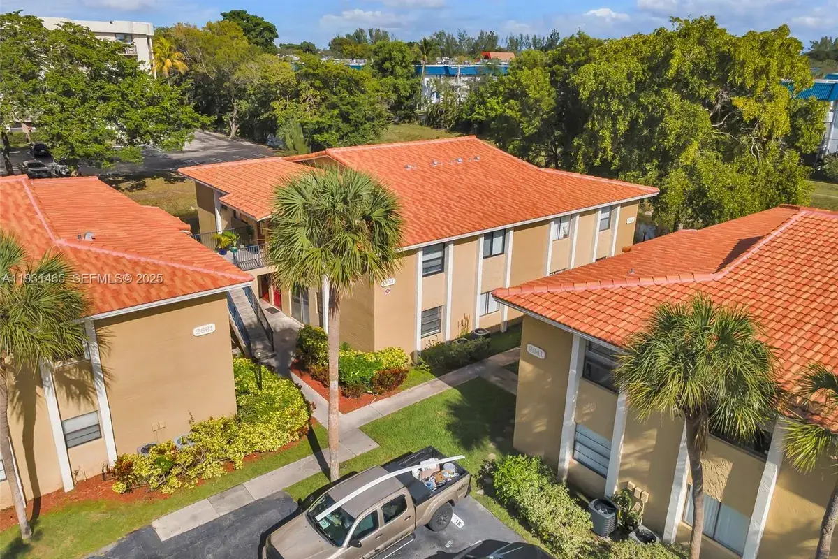 2651 Riverside Dr # 1, Coral Springs FL 33065