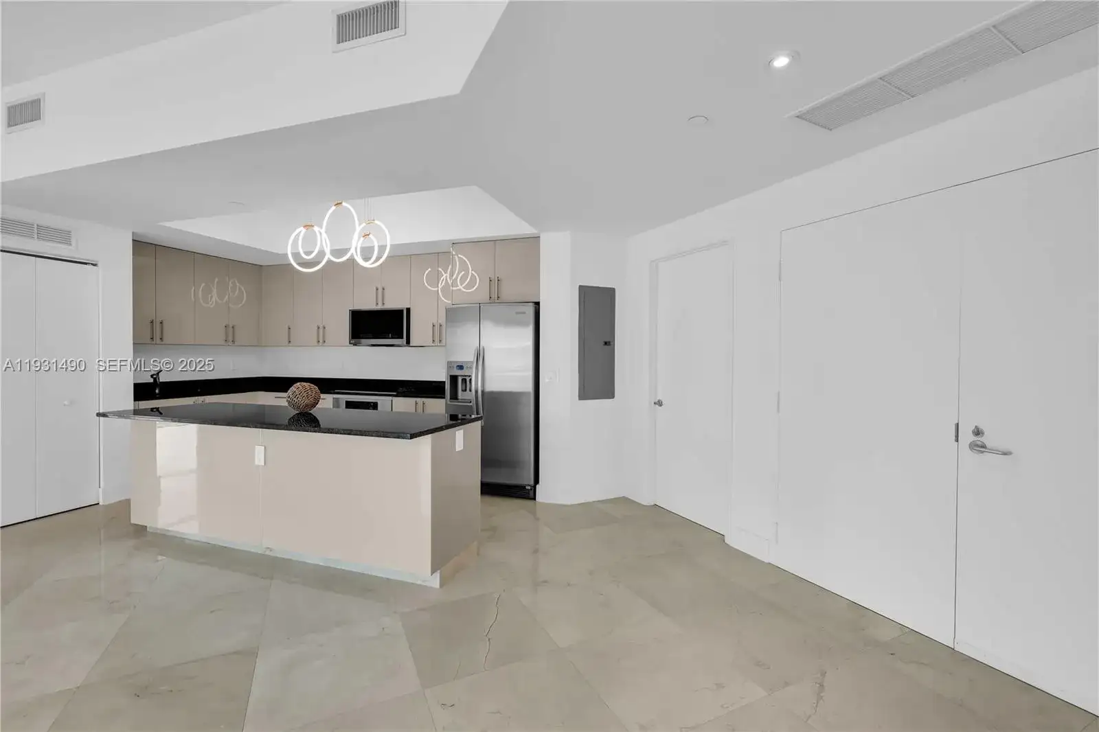 3131 NE 188th St # 1005, Aventura FL 33180 photo 5