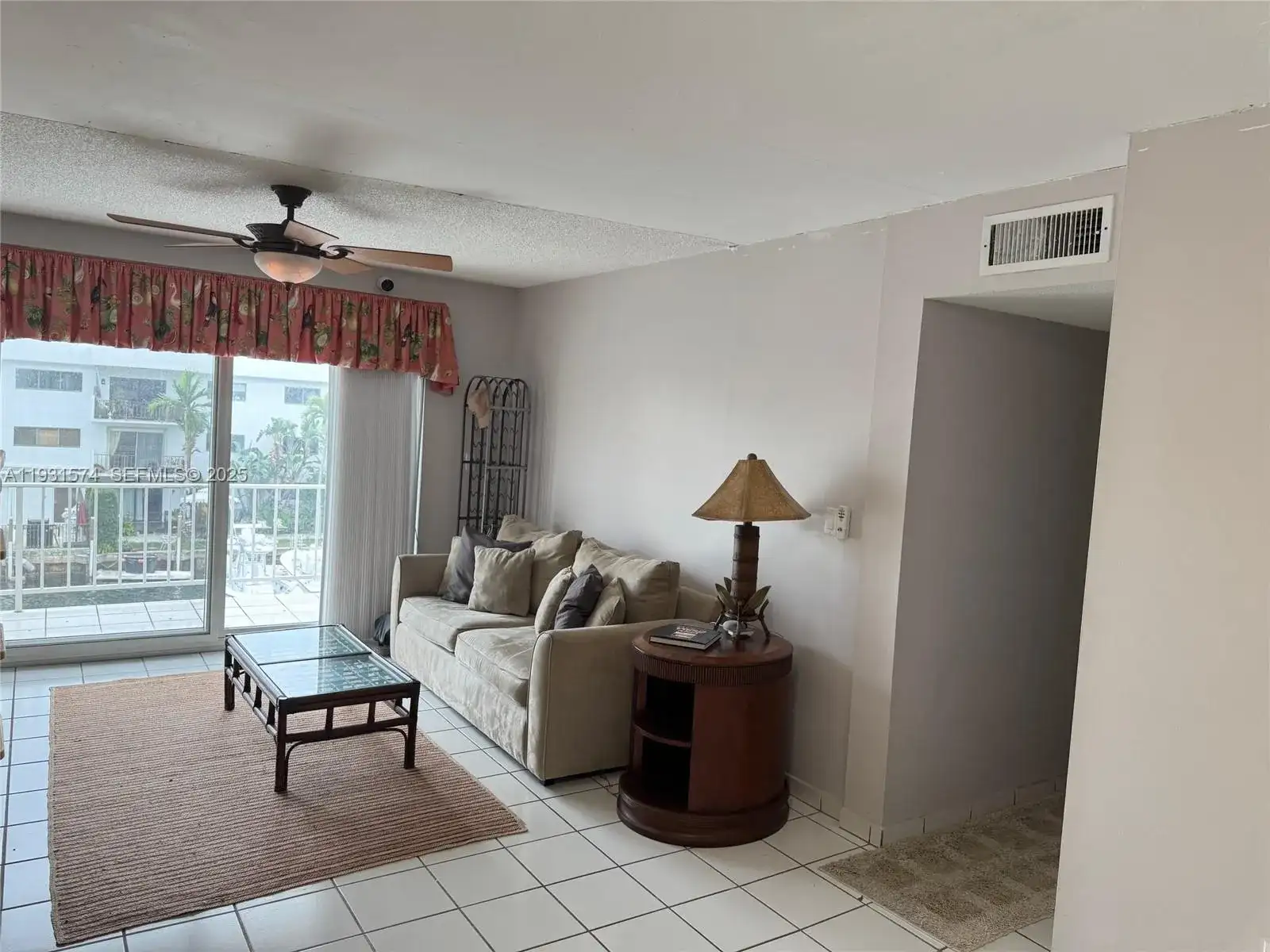 3522 NE 171st St # 303, North Miami Beach FL 33160 photo 2