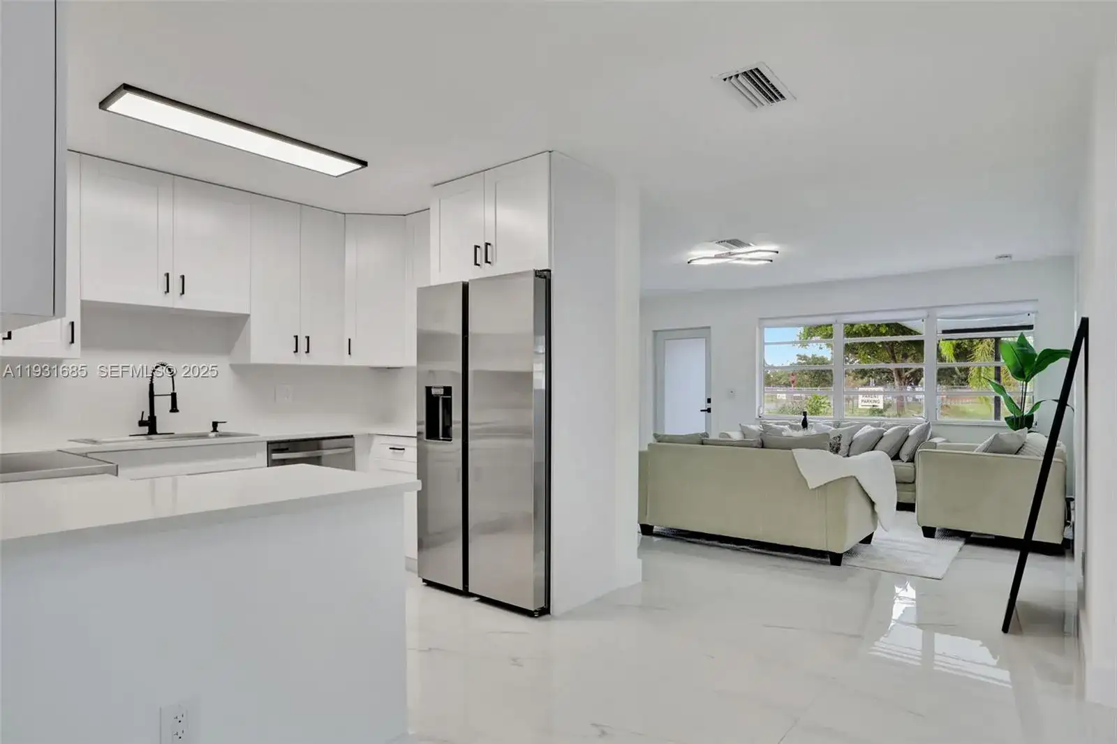 1220 NE 8th St, Pompano Beach FL 33060 photo 4