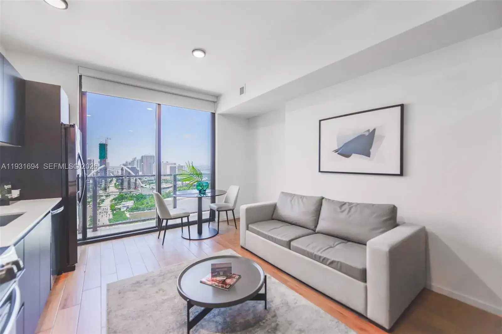 398 NE 5th St # 2407, Miami FL 33132 photo 3