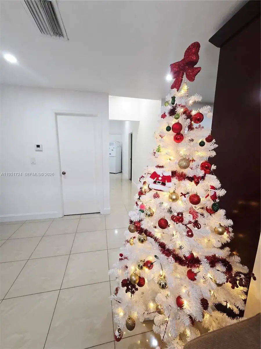 12374 SW 197th Ter, Miami FL 33177 photo 3