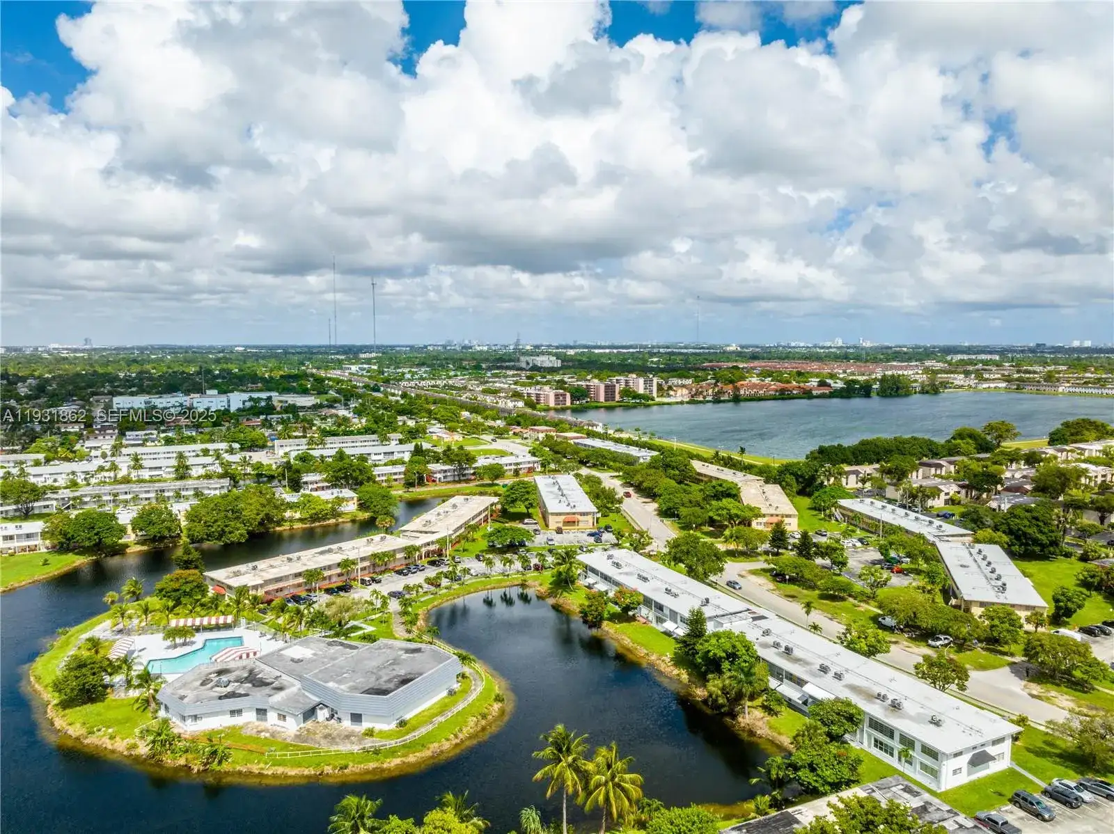 20310 NE 2nd Ave # 24, Miami Gardens FL 33179 photo 4