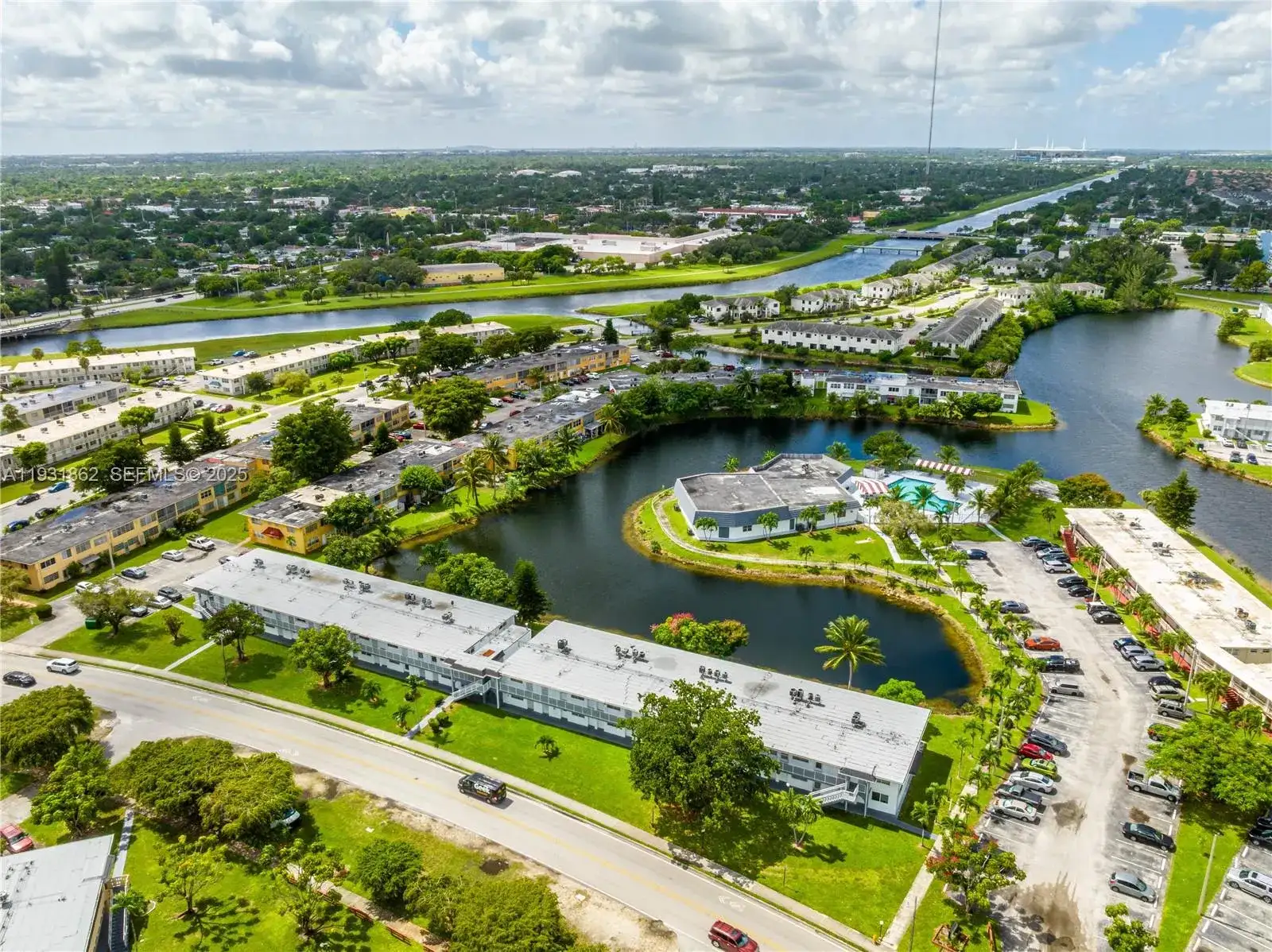20310 NE 2nd Ave # 24, Miami Gardens FL 33179 photo 5