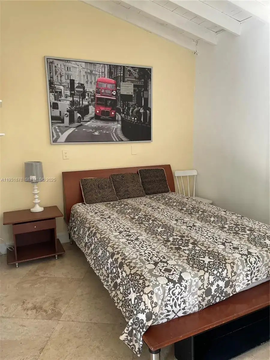 1365 Marseille Dr # 1, Miami Beach FL 33141 photo 4