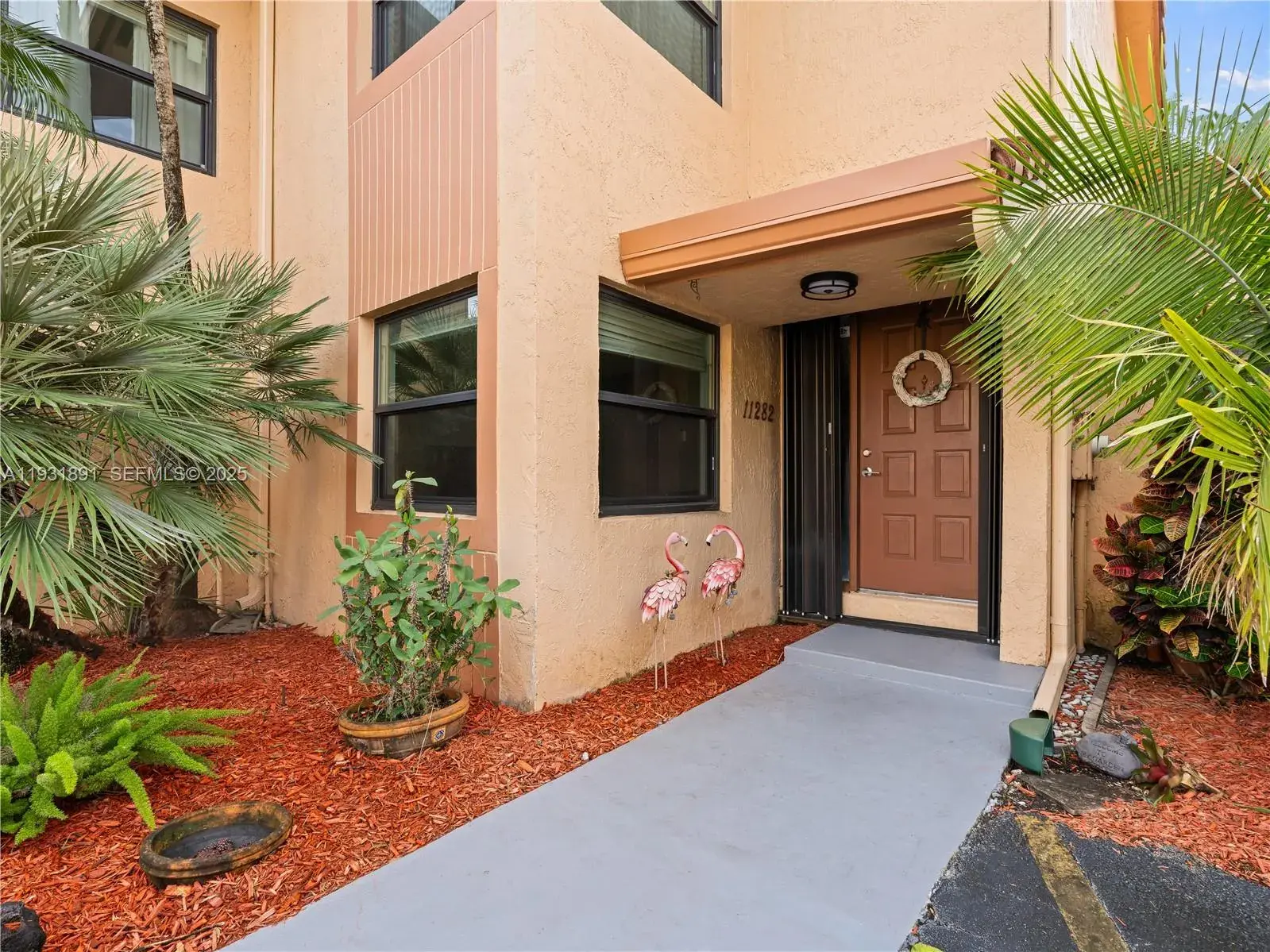 11282 SW 9th Ct, Pembroke Pines FL 33025