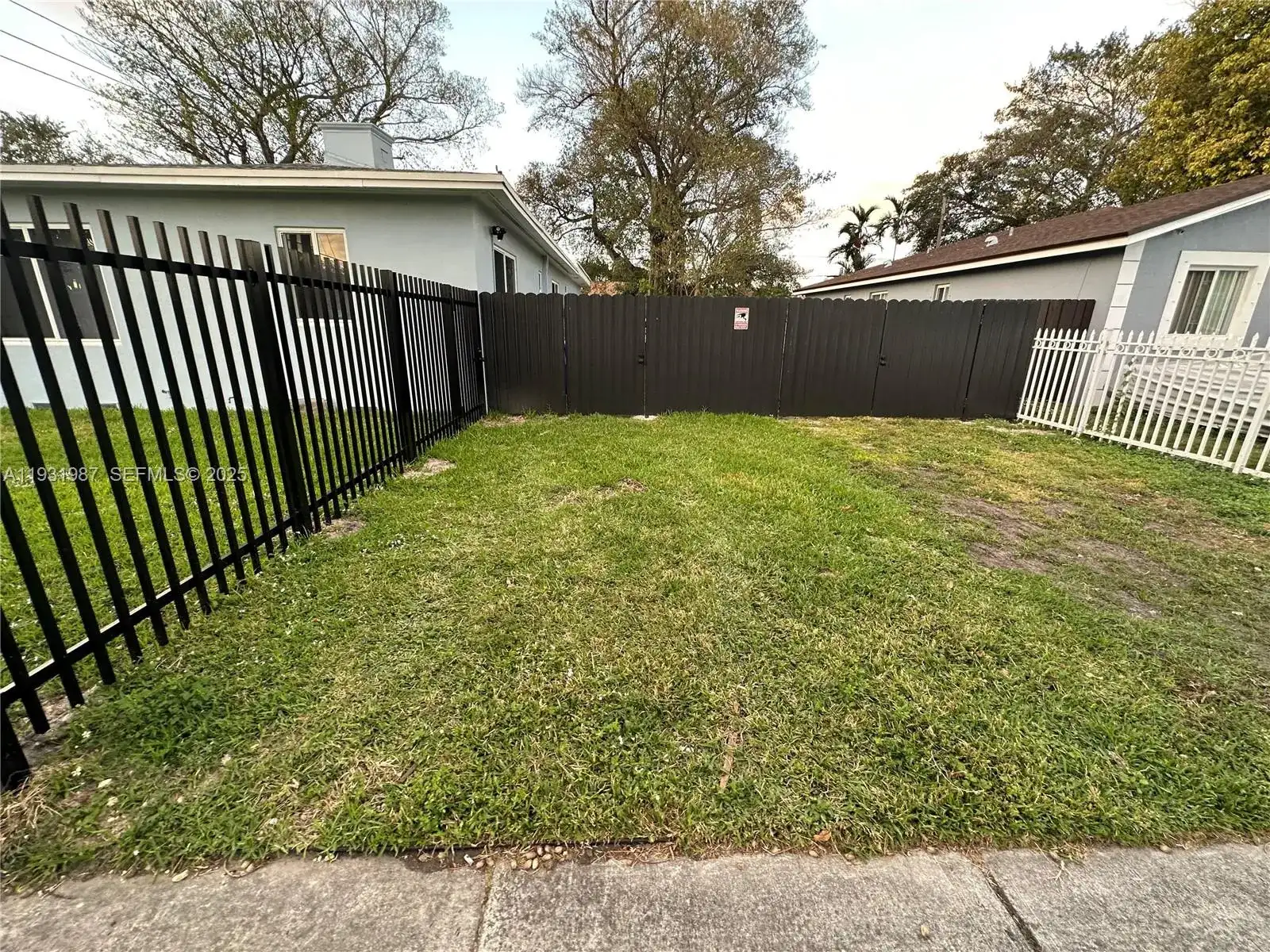 1791 NW 45th St, Miami FL 33142 photo 3