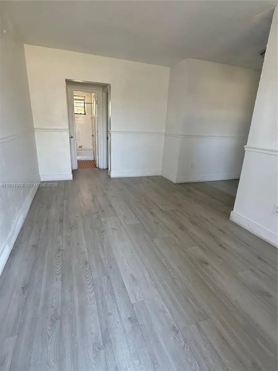 7155 NW 17th Ave # 22, Miami FL 33147 photo 3