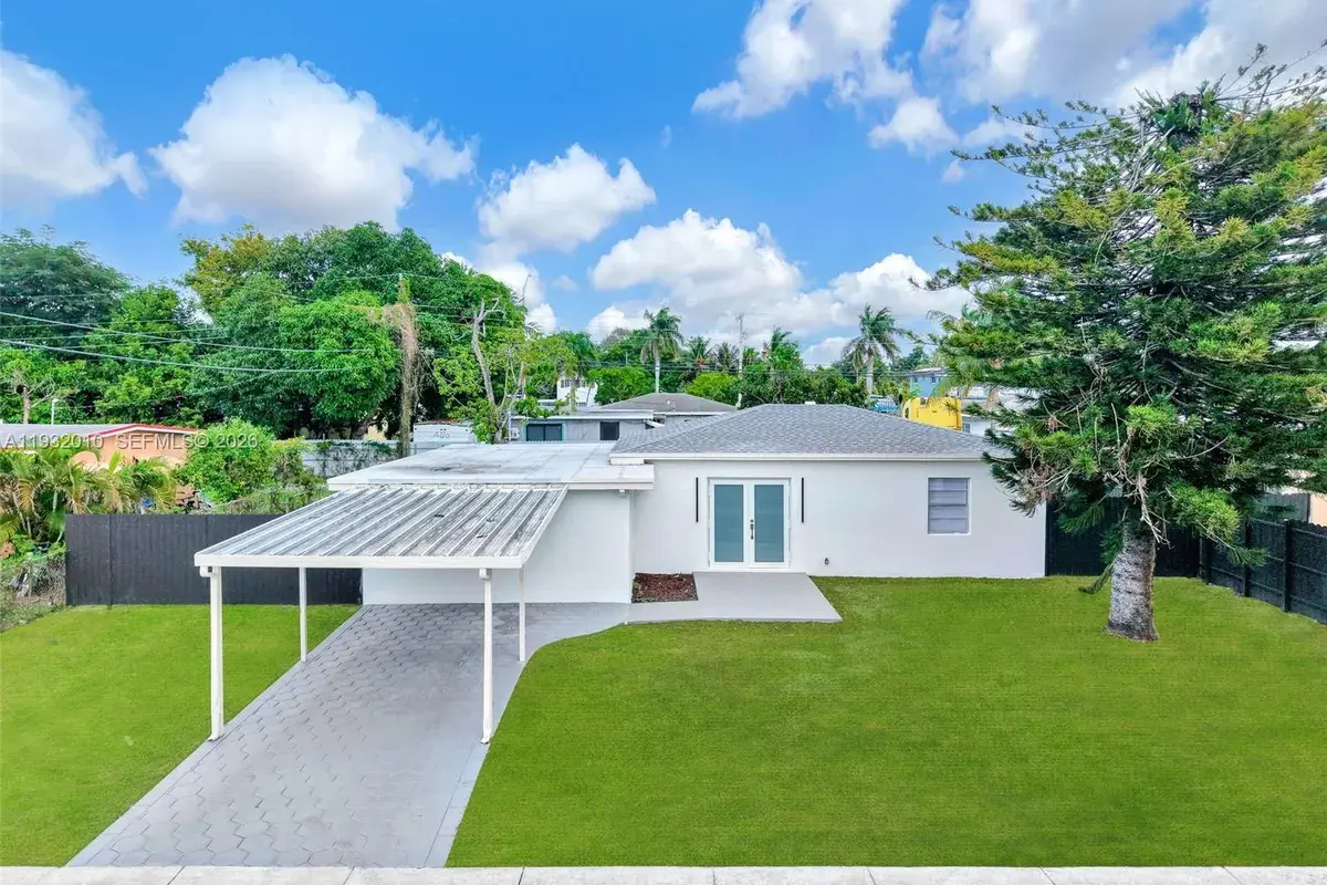 12621 NW 22nd Ct, Miami FL 33167