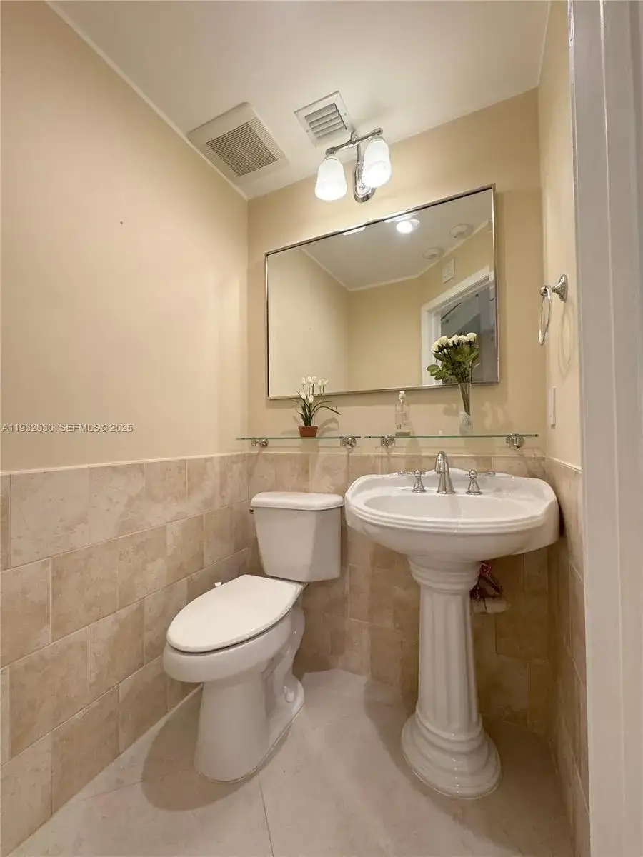 610 Misty Oaks Ln, Pompano Beach FL 33069 photo 5