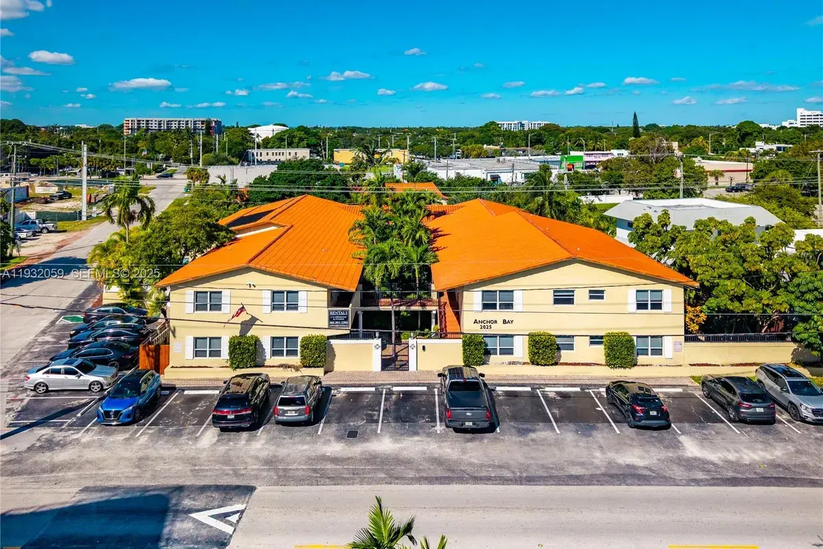 2025 Miami Rd # 17, Fort Lauderdale FL 33316